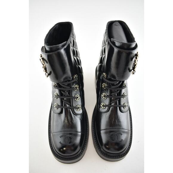 Chanel 21A Black Shiny Patent Quilted Gold CC Chain Combat Ankle Short Boot 40 - Picture 6 of 11